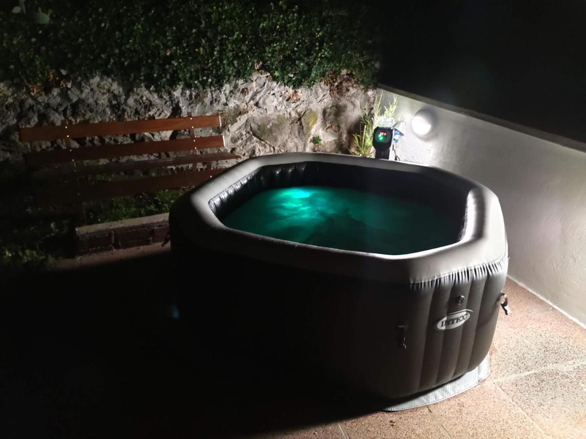 Charming Studio With Hot Tube, Terrace, Barbecue And Garden Kraljevica Ngoại thất bức ảnh