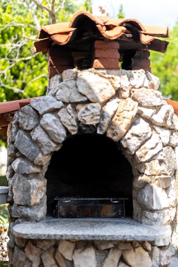Charming Studio With Hot Tube, Terrace, Barbecue And Garden Kraljevica Ngoại thất bức ảnh